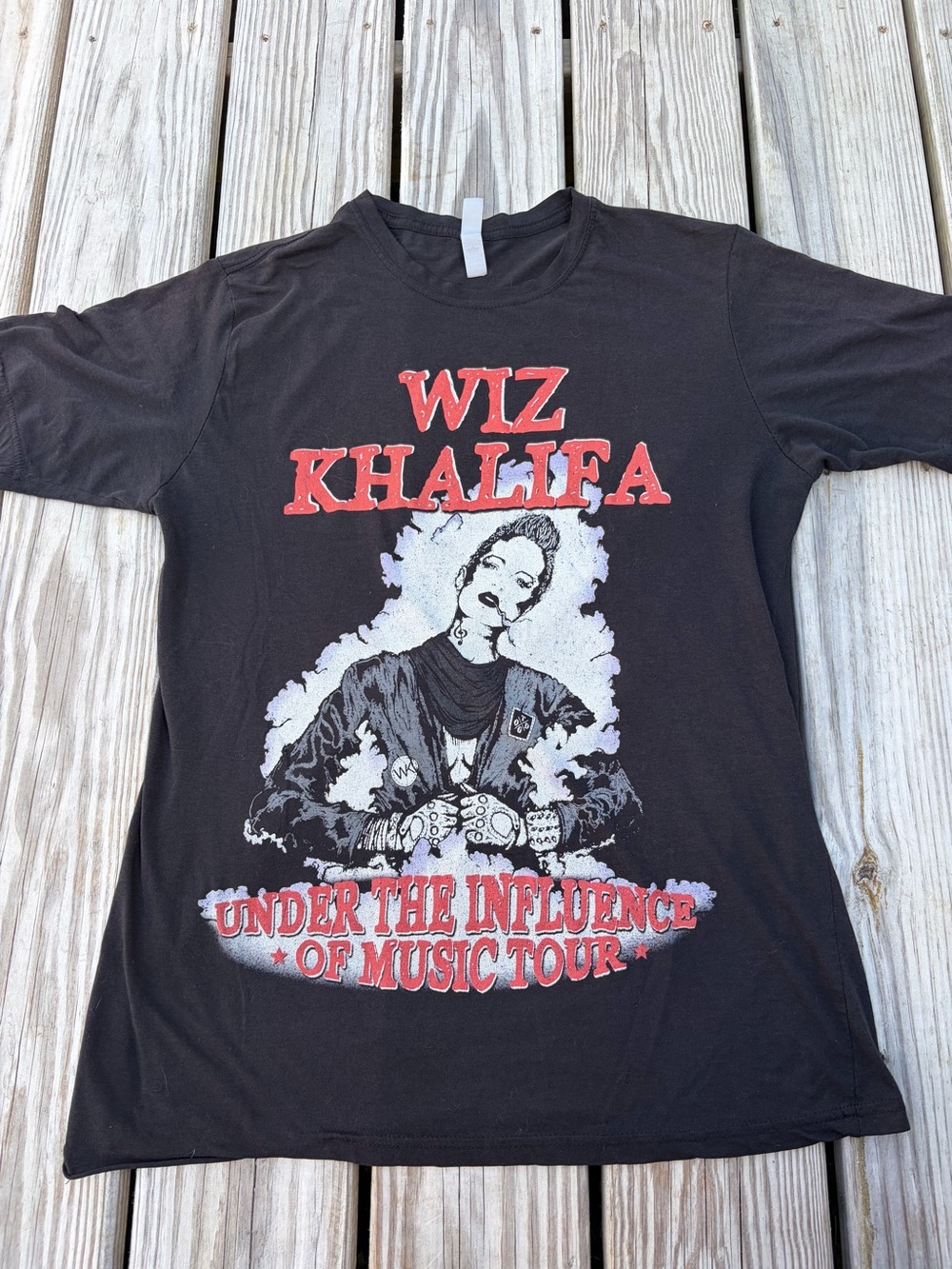 Wiz Khalifa Under The Influence Of Music  Tour T-Shirt Size Large
